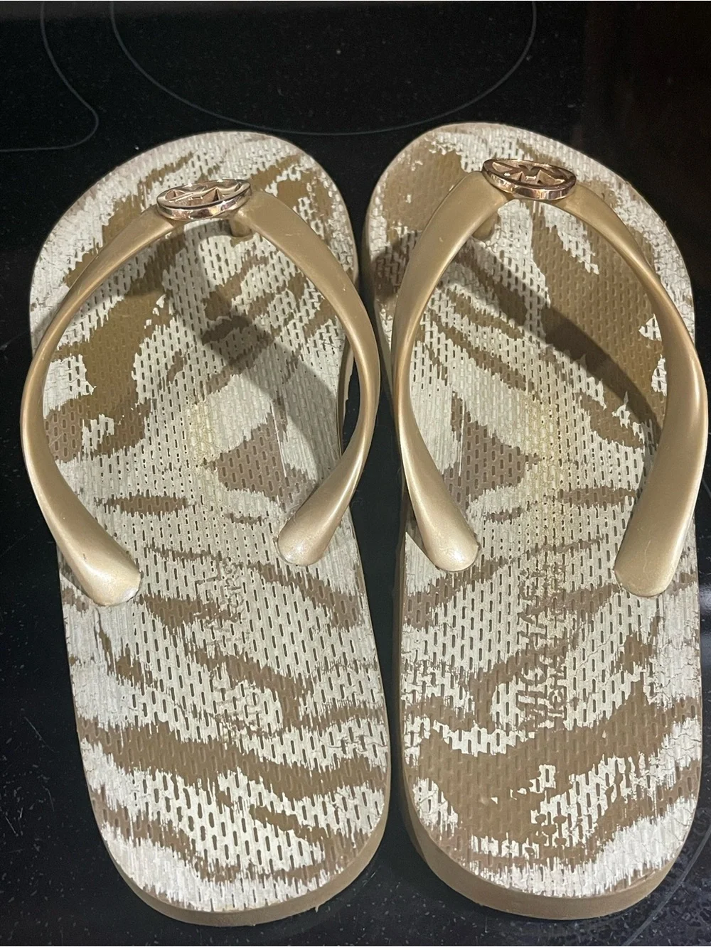 Michael Kors Logo Print Flip Flop Sandals Preloved Womens Size 5/6